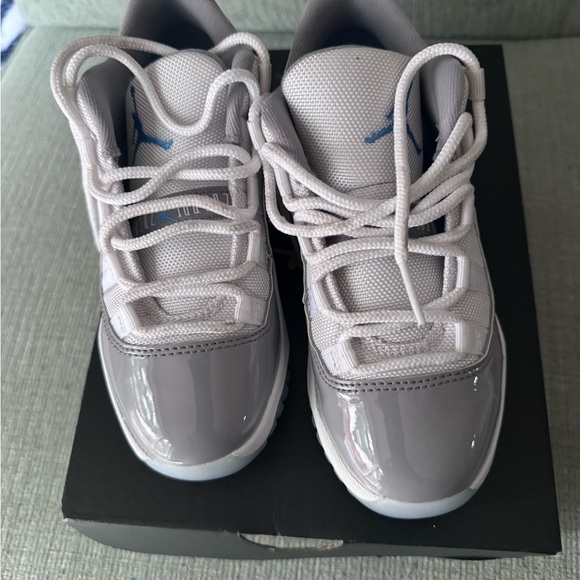 Jordan 11 Retro Low - Picture 2 of 7